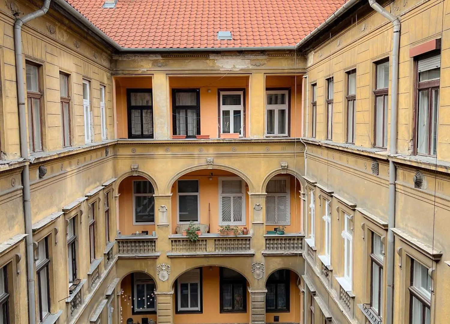 Large Home In Budapest